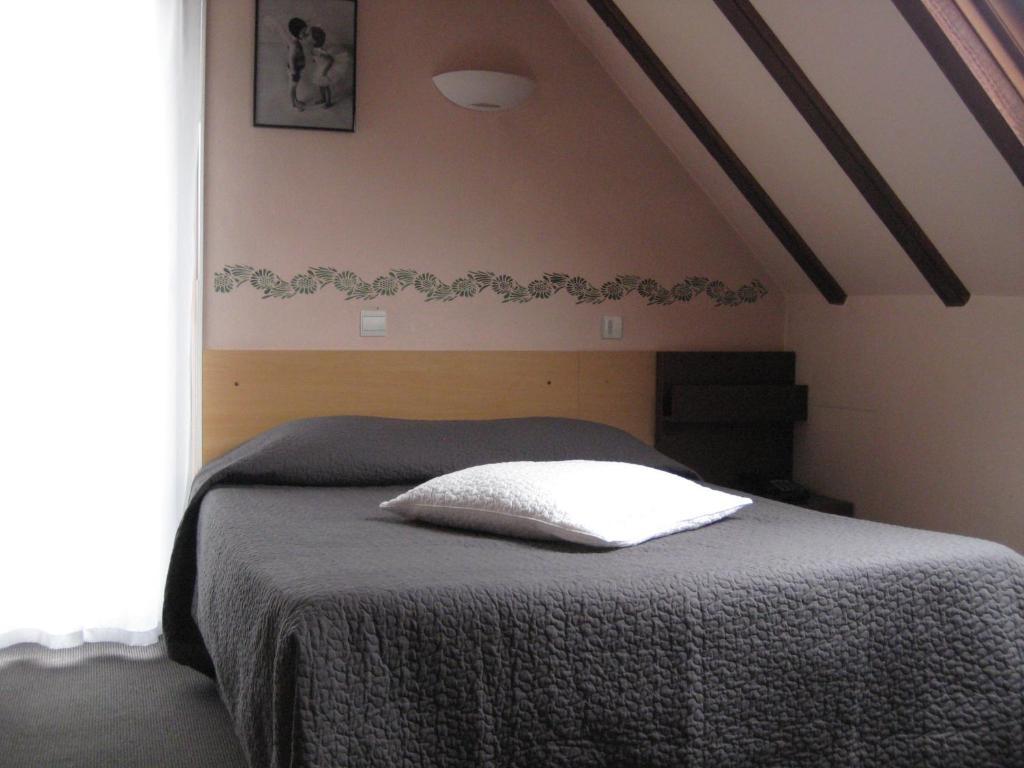 Hotel Le Domino Illkirch-Graffenstaden Phòng bức ảnh